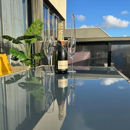 Private Pool Luxury Penthouse *