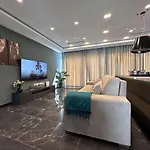 Διαμέρισμα Private Pool Luxury Penthouse