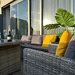 Private Pool Luxury Penthouse *