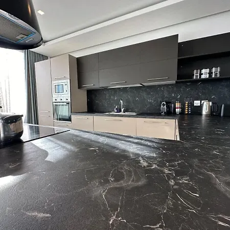 Διαμέρισμα Private Pool Luxury Penthouse