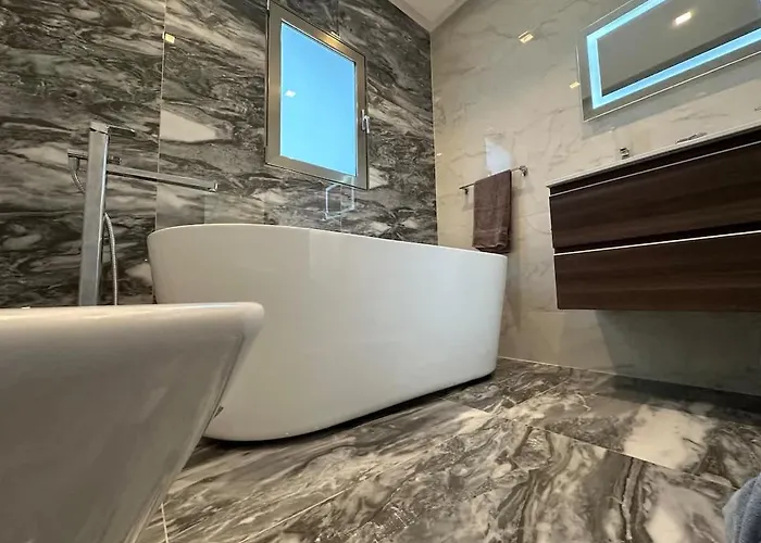 דירה Private Pool Luxury Penthouse *