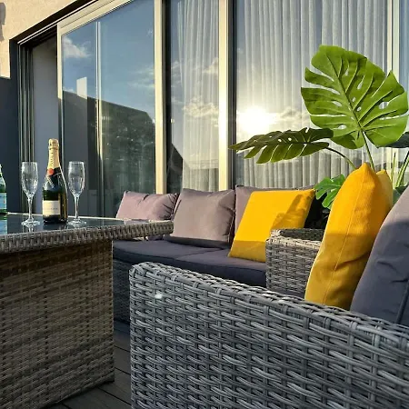 Private Pool Luxury Penthouse *