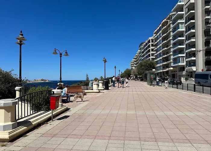 Private Pool Luxury Penthouse *