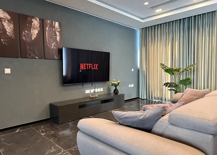 Private Pool Luxury Penthouse